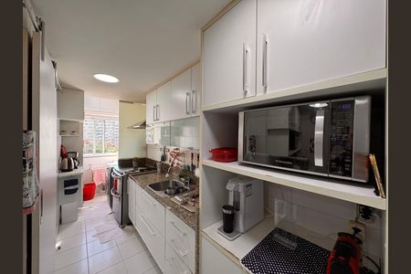 Apartamento à venda com 107m², 4 quartos e 2 vagas Apartamento à venda com 107m², 4 quartos e 2 vagasCozinha e Área de Serviço