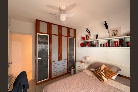 Apartamento à venda com 107m², 4 quartos e 2 vagas Apartamento à venda com 107m², 4 quartos e 2 vagasQuarto 1