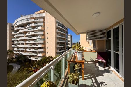 Varanda de apartamento à venda com 4 quartos, 107m² em Barra da Tijuca, Rio de Janeiro