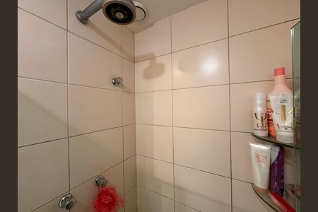 Apartamento à venda com 107m², 4 quartos e 2 vagas Apartamento à venda com 107m², 4 quartos e 2 vagasBanheiro Social
