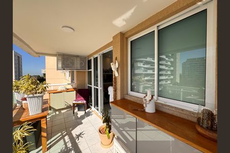 Apartamento à venda com 107m², 4 quartos e 2 vagas
