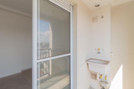 Apartamento para alugar com 37m², 2 quartos e 1 vagaSacada