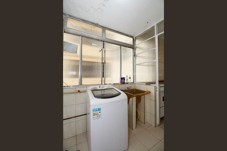 Apartamento à venda com 130m², 3 quartos e 1 vagaÁrea de Serviço