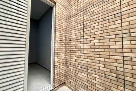 Casa para alugar com 90m², 2 quartos e 2 vagas Casa para alugar com 90m², 2 quartos e 2 vagasVaranda da Suíte 2