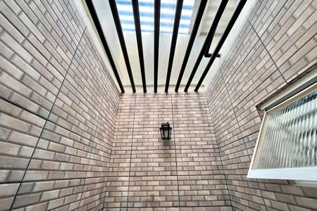 Casa para alugar com 90m², 2 quartos e 2 vagas Casa para alugar com 90m², 2 quartos e 2 vagasVaranda da Suíte 2