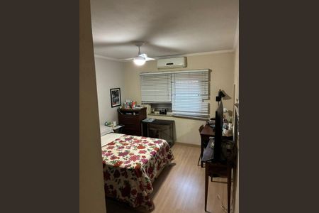 Foto 14 de casa à venda com 3 quartos, 210m² em Jardim Aeroporto, São Paulo