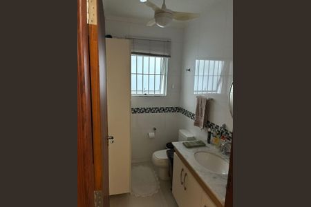 Foto 15 de casa à venda com 3 quartos, 210m² em Jardim Aeroporto, São Paulo