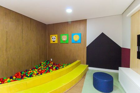 Apartamento à venda com 45m², 2 quartos e sem vaga Apartamento à venda com 45m², 2 quartos e sem vagaBrinquedoteca
