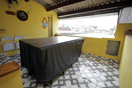 Casa à venda com 144m², 3 quartos e 2 vagas Casa à venda com 144m², 3 quartos e 2 vagasÁrea de Churrasqueira