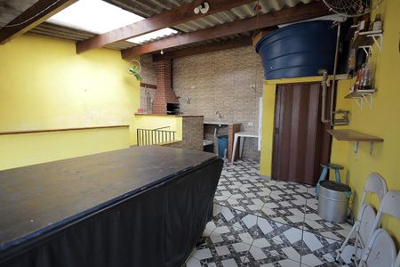 Casa à venda com 144m², 3 quartos e 2 vagas Casa à venda com 144m², 3 quartos e 2 vagasÁrea de Churrasqueira