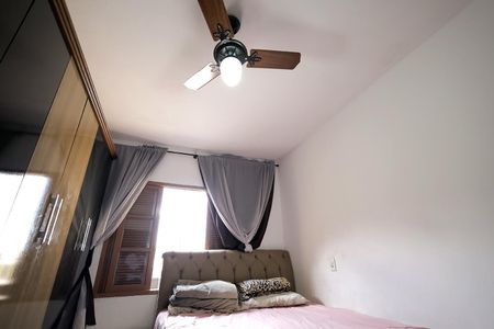 Casa à venda com 144m², 3 quartos e 2 vagas Casa à venda com 144m², 3 quartos e 2 vagasQuarto 1
