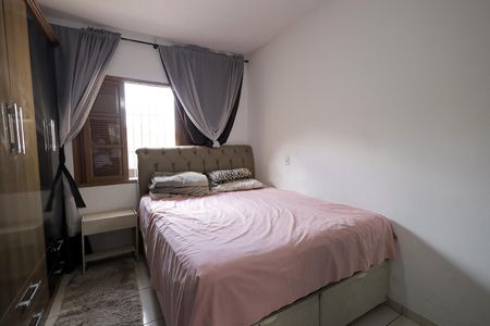 Casa à venda com 144m², 3 quartos e 2 vagas Casa à venda com 144m², 3 quartos e 2 vagasQuarto 1