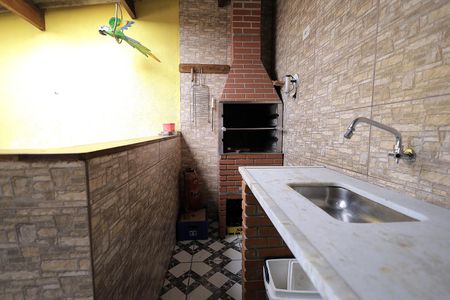 Casa à venda com 144m², 3 quartos e 2 vagas Casa à venda com 144m², 3 quartos e 2 vagasÁrea de Churrasqueira