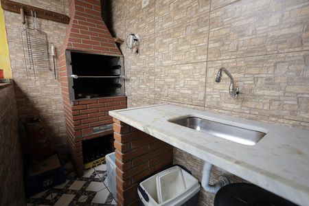 Casa à venda com 144m², 3 quartos e 2 vagas Casa à venda com 144m², 3 quartos e 2 vagasÁrea de Churrasqueira