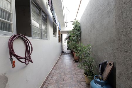 Casa à venda com 144m², 3 quartos e 2 vagas Casa à venda com 144m², 3 quartos e 2 vagasCorredor