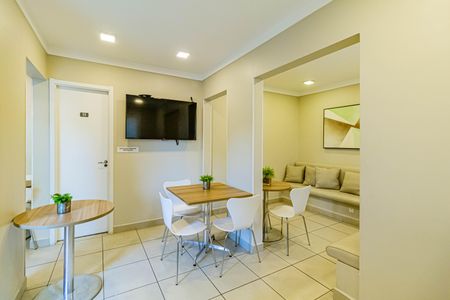 Apartamento à venda com 40m², 2 quartos e sem vagaÁrea comum