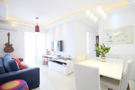 Sala de apartamento à venda com 2 quartos, 62m² em Vila Sonia, São Paulo
