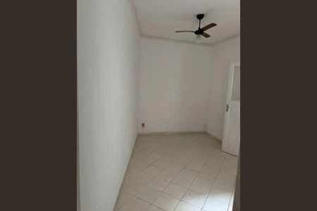 Sala de casa de condomínio para alugar com 3 quartos, 150m² em Centro, Nilópolis