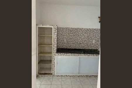 Cozinha de casa de condomínio para alugar com 3 quartos, 150m² em Centro, Nilópolis
