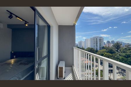 Sacada de kitnet/studio para alugar com 1 quarto, 23m² em Santo Amaro, São Paulo