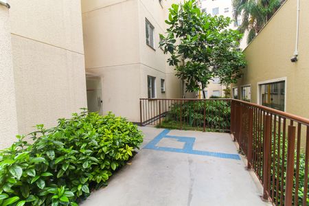 Apartamento à venda com 41m², 2 quartos e sem vagaÁrea comum