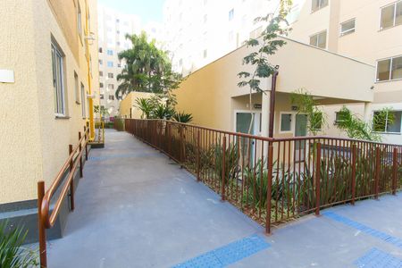 Apartamento à venda com 41m², 2 quartos e sem vagaÁrea comum