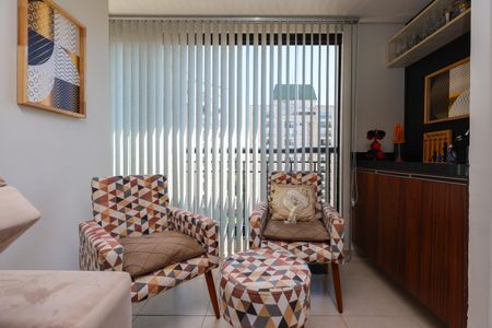 Apartamento à venda com 64m², 2 quartos e 1 vaga Apartamento à venda com 64m², 2 quartos e 1 vagaVaranda da Sala