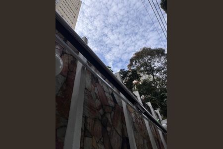 Apartamento à venda com 197m², 3 quartos e 1 vaga Apartamento à venda com 197m², 3 quartos e 1 vagaFachada