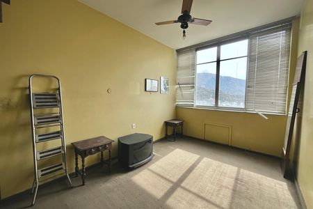 Apartamento à venda com 197m², 3 quartos e 1 vaga Apartamento à venda com 197m², 3 quartos e 1 vagaQuarto 1