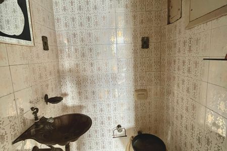 Apartamento à venda com 197m², 3 quartos e 1 vaga Apartamento à venda com 197m², 3 quartos e 1 vagaLavabo