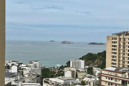 Apartamento à venda com 197m², 3 quartos e 1 vaga