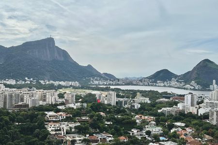 Apartamento à venda com 197m², 3 quartos e 1 vaga Apartamento à venda com 197m², 3 quartos e 1 vagaVista escritório