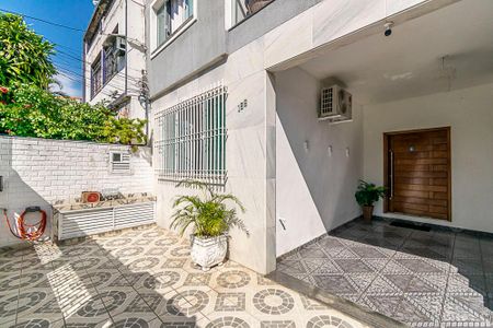 Casa à venda com 172m², 3 quartos e 1 vagaVaranda da Frente