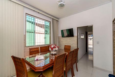 Casa à venda com 172m², 3 quartos e 1 vagaSala de Jantar