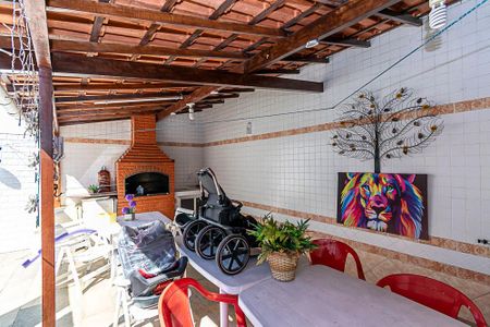 Casa à venda com 172m², 3 quartos e 1 vagaVaranda Gourmet