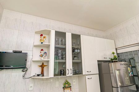 Casa à venda com 172m², 3 quartos e 1 vagaCozinha - Armários