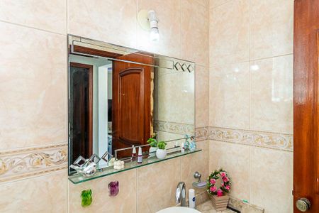 Casa à venda com 172m², 3 quartos e 1 vagaBanheiro
