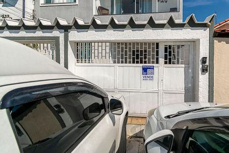Casa à venda com 172m², 3 quartos e 1 vagaFachada