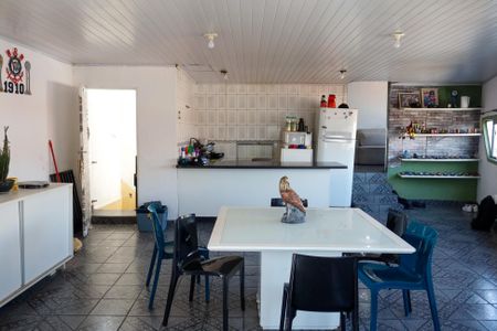 Casa à venda com 320m², 3 quartos e 2 vagasCozinha