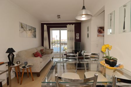 Sala de apartamento à venda com 2 quartos, 50m² em Vila América, Santo André