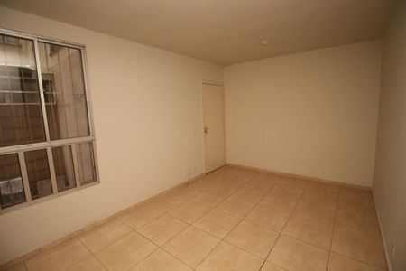 Sala de apartamento à venda com 2 quartos, 51m² em Padre Eustáquio, Belo Horizonte