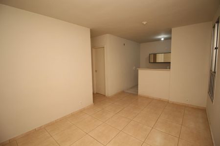 Sala de apartamento à venda com 2 quartos, 51m² em Padre Eustáquio, Belo Horizonte