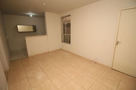 Sala de apartamento à venda com 2 quartos, 51m² em Padre Eustáquio, Belo Horizonte