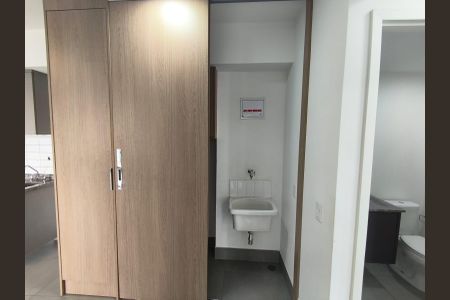Apartamento para alugar com 68m², 2 quartos e 1 vagaÁrea externa