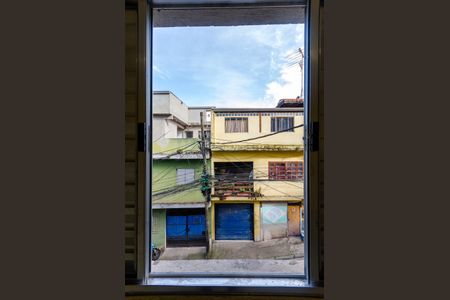 Quarto 1 - Janela de casa para alugar com 2 quartos, 45m² em Vila Jaraguá, São Paulo