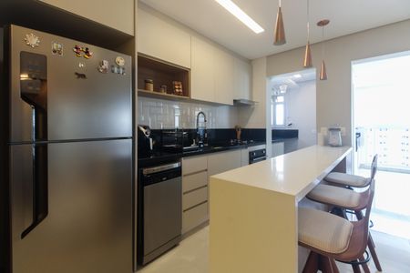 Apartamento à venda com 80m², 2 quartos e 2 vagasCozinha 