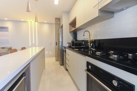 Apartamento à venda com 80m², 2 quartos e 2 vagasCozinha 