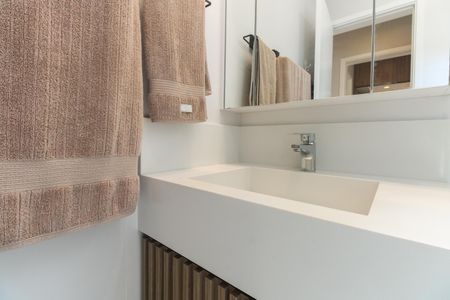 Apartamento à venda com 80m², 2 quartos e 2 vagasBanheiro - Suíte 