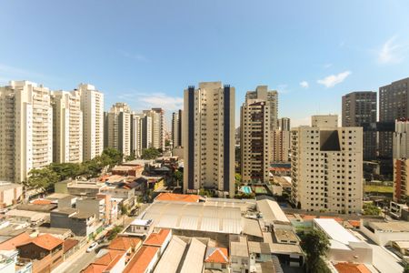 Apartamento à venda com 80m², 2 quartos e 2 vagasVaranda Gourmet - Vista 