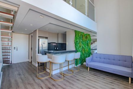 Sala de apartamento para alugar com 1 quarto, 57m² em Partenon, Porto Alegre